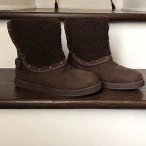 Guess winter boots